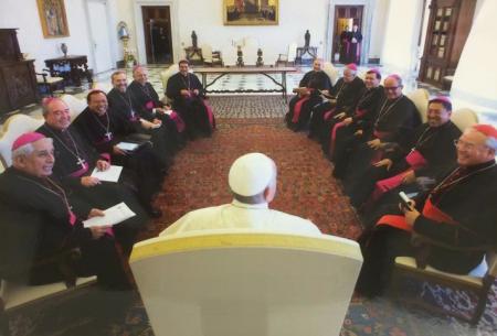 imagen 2 de Cultura || El Papa Francisco se reunió con el obispo de Tepic Monseñor Luis Artemio en el Vaticano