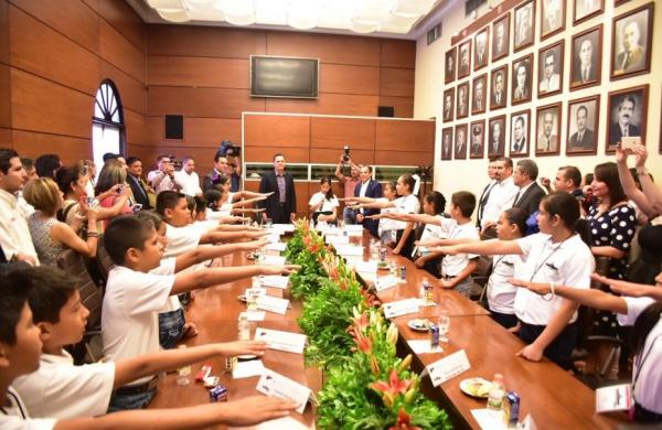 imagen 1 de Política || Toma protesta Niña Gobernadora en Nayarit