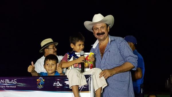 imagen 4 de Política || Festejaron en San Blas a miles por el Día del Niño