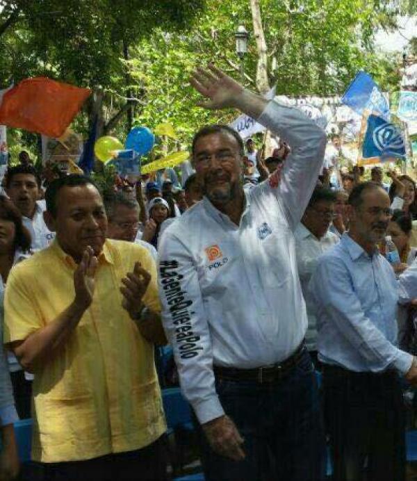 Antonio Echevarría García visita la Universidad Autónoma de Nayarit